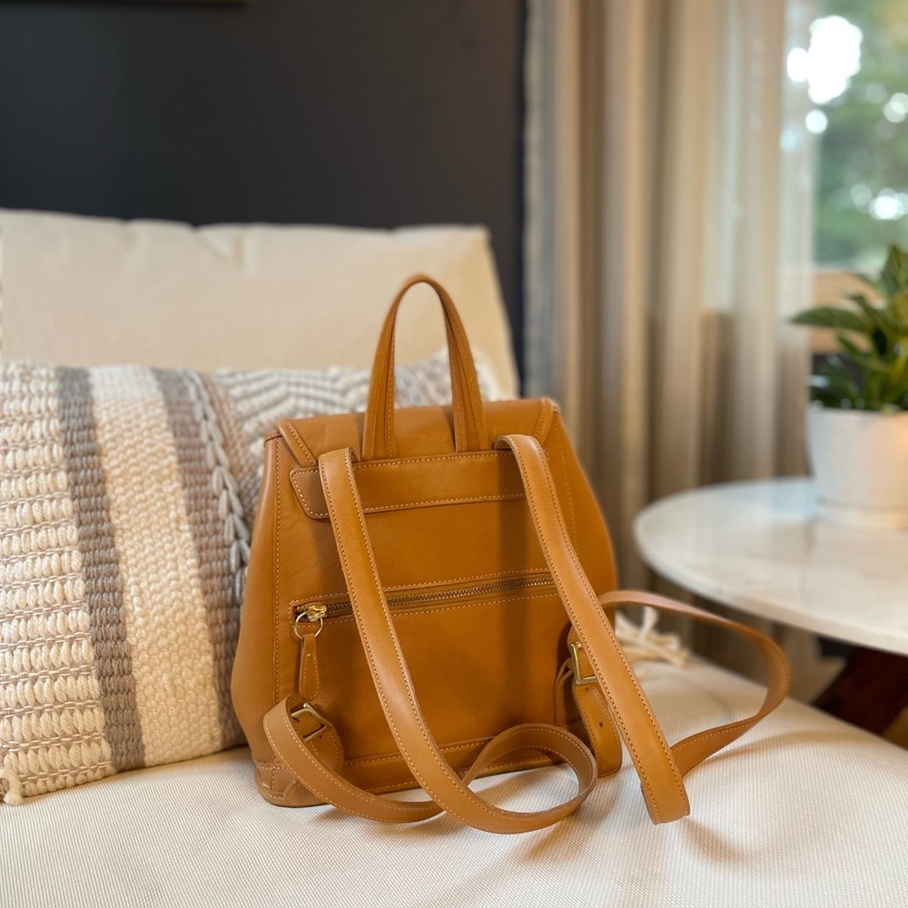 Coach Rare {Vintage} Natural Tan Saddle Leather Backpack - Picture 4 of 11